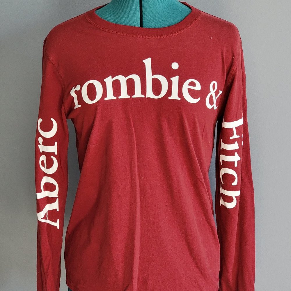 Abercrombie & Fitch Burgandy Long Sleeve T-Shirt